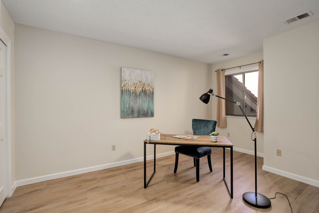 GroupFowler's tweet photo. 🌻BACK ON THE MARKET🌻
4475 Laguna Place 316
Boulder, CO 80303
Asking $680,000
🔗 https://t.co/CUw1w6oWSL
Jillian Fowler
e. jillian@thefowlergroupcolorado.com
m. 303.884.2032
#JillianFowler #CondoQueen #TheFowlerGroup #BoulderRealtor #BoulderCondos https://t.co/feViOdFsk1