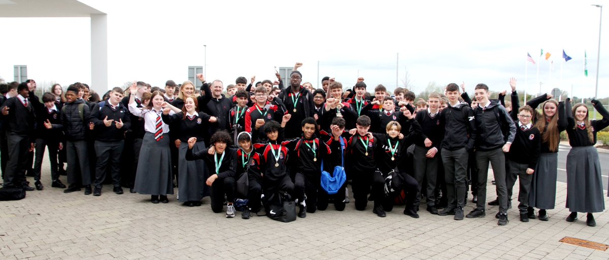 <a href="/colaiste/">Coláiste Chiaráin</a> boys basketball team returned to a hero's welcome today as they were crowned South West Basketball Champions! Well done to the entire team &amp; coaches <a href="/BballIrl/">Basketball Ireland</a> @LCETBSchools <a href="/limerickpost/">Limerick Post</a> <a href="/Limerick_Leader/">Limerick Leader / Limerick Live</a>