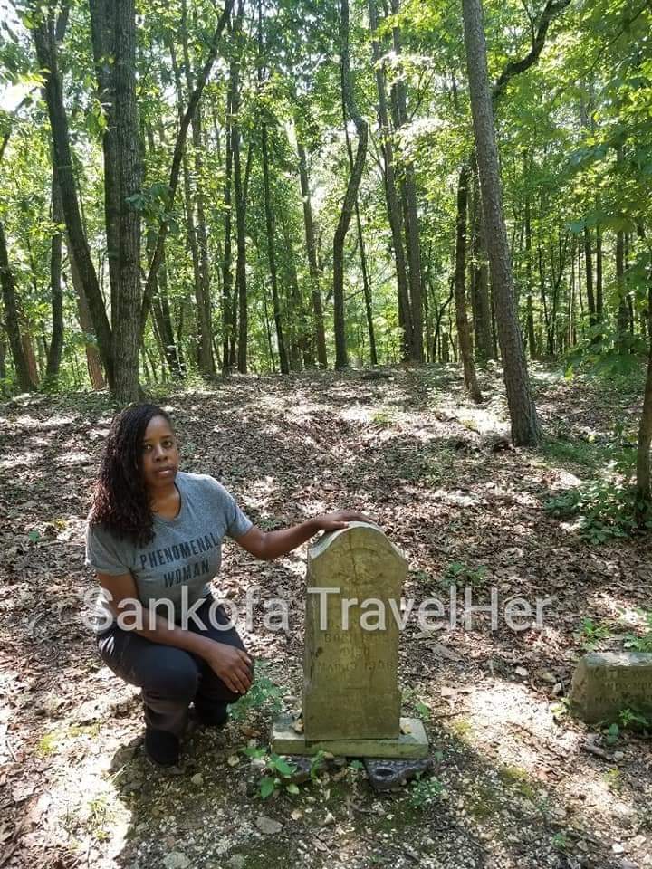 SankofaTravelHr's tweet photo. #OTD 1906, Ed Johnson, was lynched.  He was accused of raping Nevada Taylor, a white woman.  His final words before being lynched was "God bless you all. I am an innocent man." His last words are inscribed on his headstone.  In 2000, Ed Johnson, was vindicated. TO DAMN LATE!!! https://t.co/MO6BojFeOB