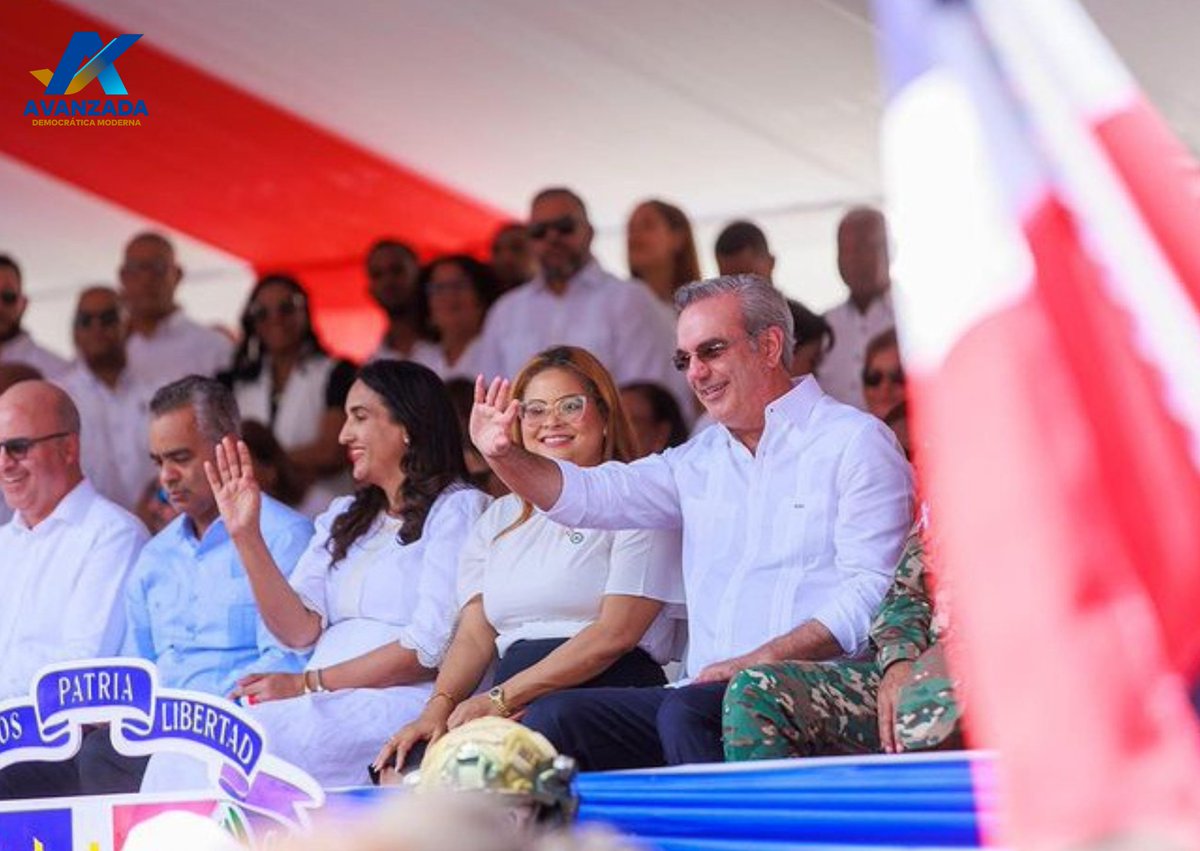 AvanzadaModerna's tweet photo. 📍Azua 

Hoy en el desfile Cívico-Militar en conmemoración del 180 aniversario de la batalla del 19 de Marzo.

¡Avanzada Democr��tica Moderna presente!

#AvanzadaDemocraticaM
#TeamCamacho https://t.co/jgrBAtL1BU
