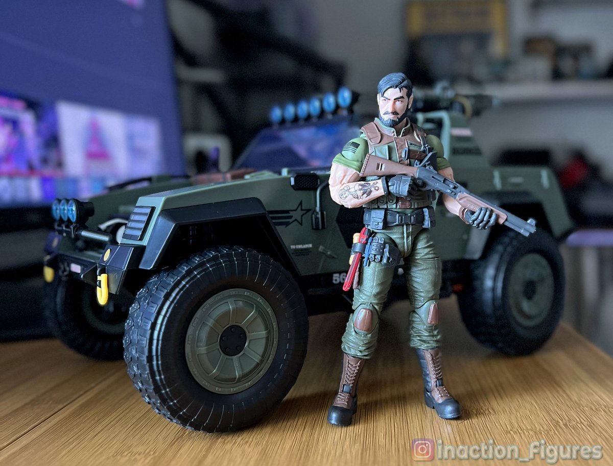 Obligatory Clutch and VAMP unboxed post!
instagram.com/inaction_figur…

#GIJoe #YoJoe #GIJoeClassified
#ToyCollector #ActionFigureCollector