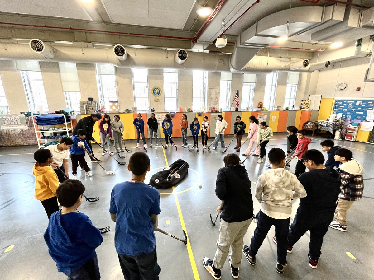 Mrs. O’Malley & Ms. Leoutsakos PS 66Q Class 502 tweet media