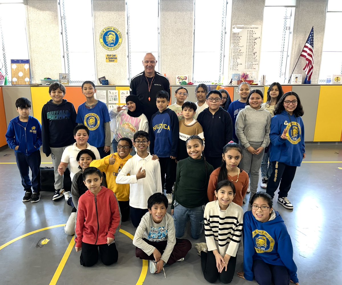 Mrs. O’Malley & Ms. Leoutsakos PS 66Q Class 502 tweet media