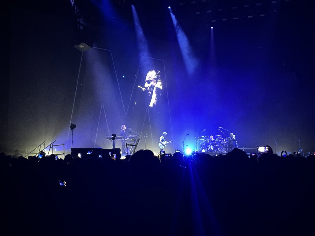 In Your Room <a href="/homemode/">Depeche Mode / HOME</a>