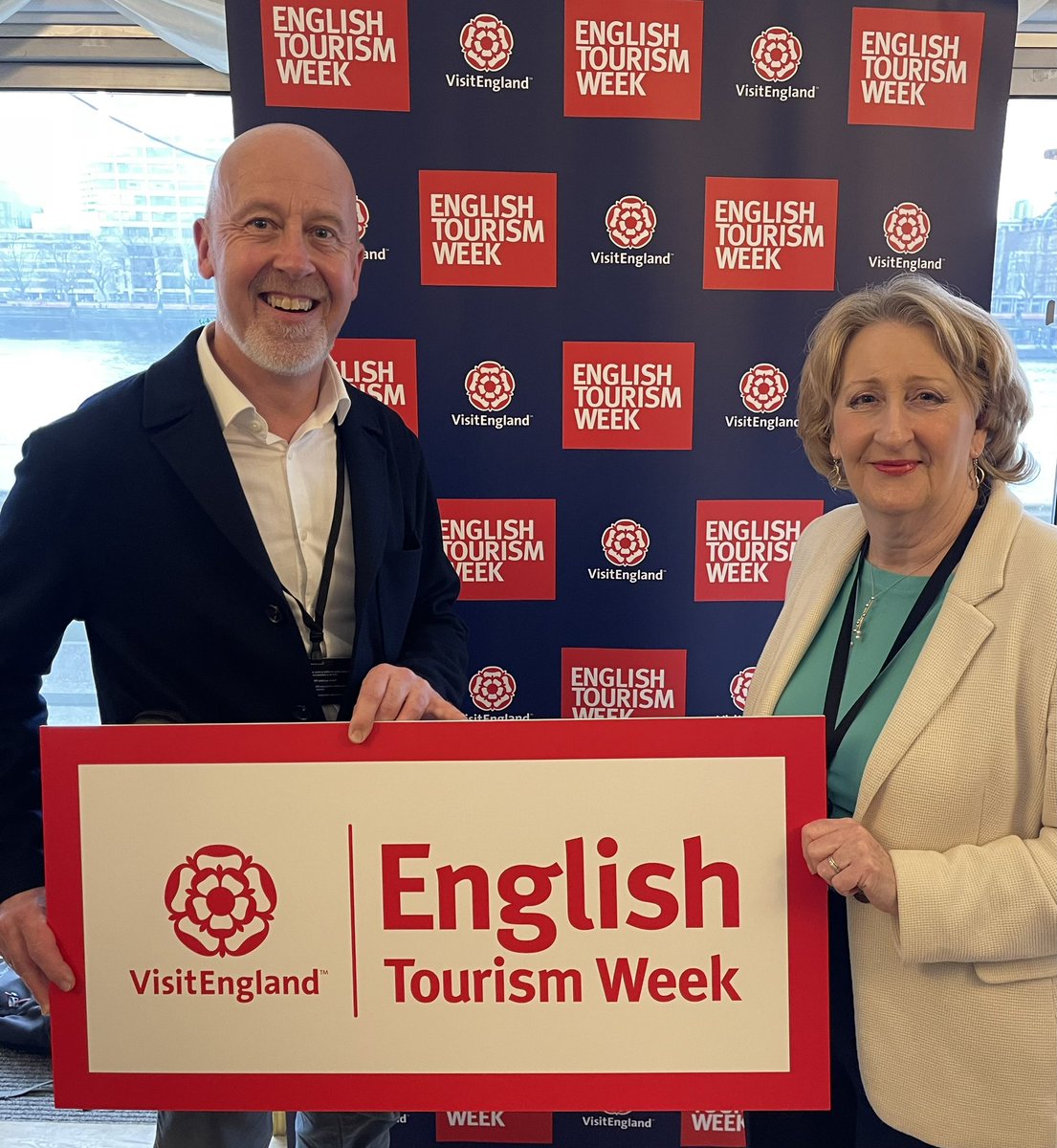 Delighted to catch up with Cheadle MP @MaryRobinson01 to celebrate English Tourism Week and talk about the importance of the visitor economy to Stockport #ETW2024 @VisitBritainBiz @tourismsvoice