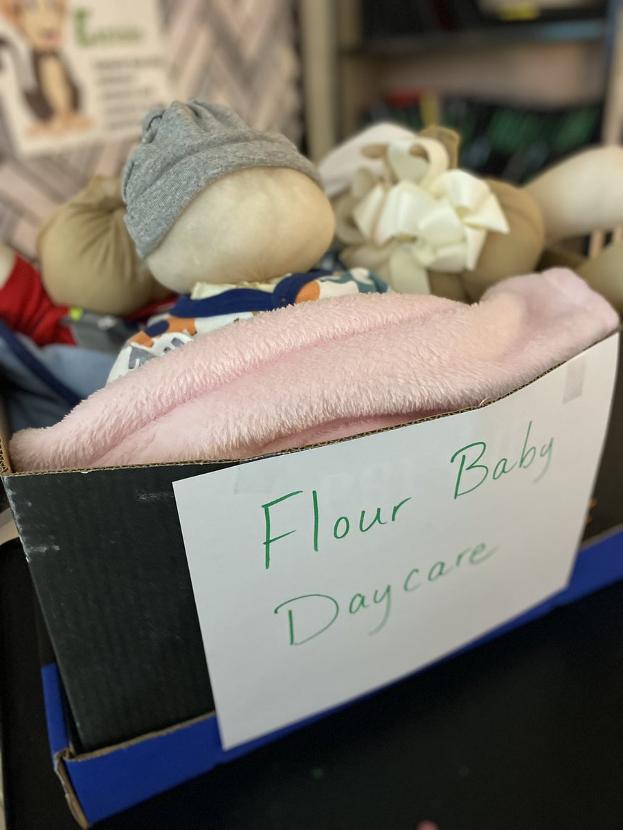 JagsJournalism's tweet image. Class Daycare #TeamJordanJags #studentprojects Talk about “real world” experiences! They may not cry but three days of carrying 5lbs  is some responsibility! ❤️