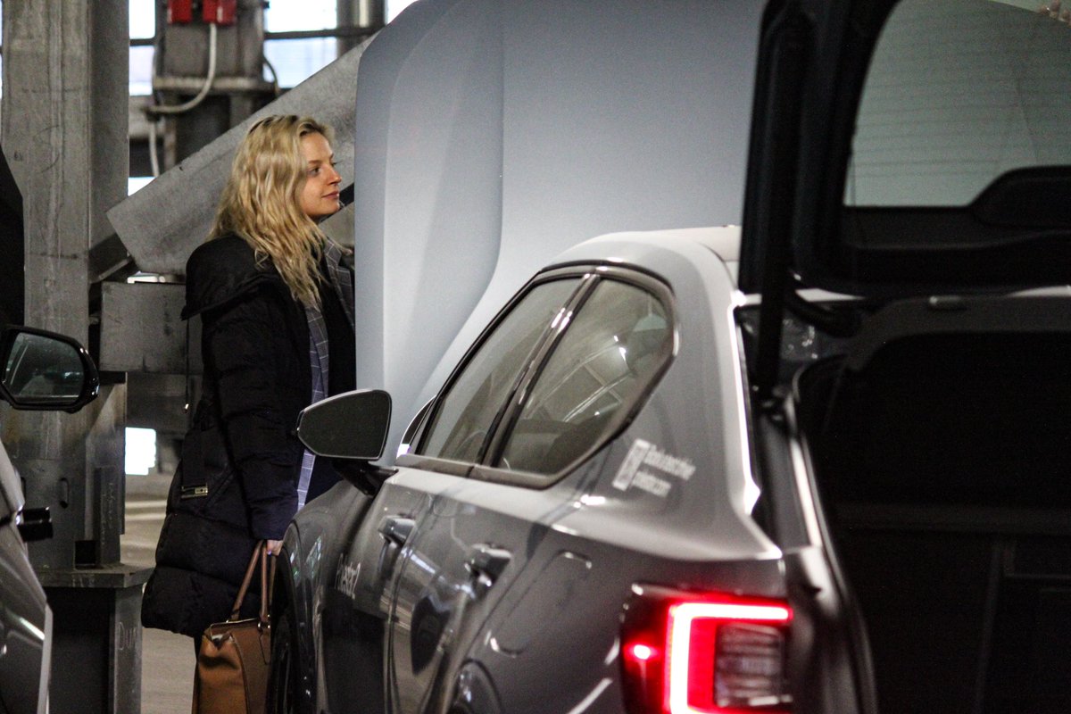 Our ‘Plugging Women into EVs’ event with @WiRE_Canada at our EVDC at Yonge and Bloor was a huge success ⚡️ It was a great opportunity for women to test drive EVs, learn about the benefits of driving electric, and network. Thank you to everyone who came by!