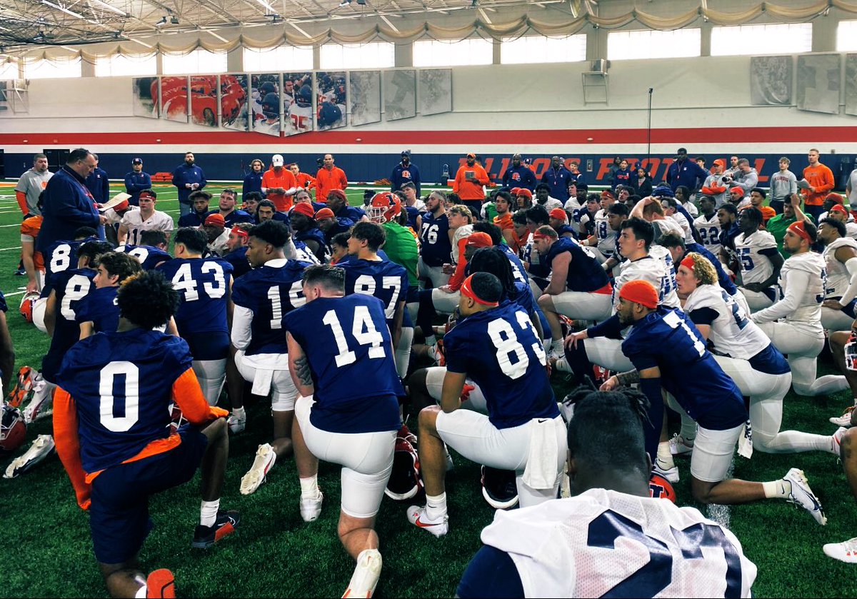 🔵🟠 Had a great time @IlliniFootball today. Appreciate the Coaches having me. Always a first class experience in Champaign. @B1Gfootball 🔵🟠