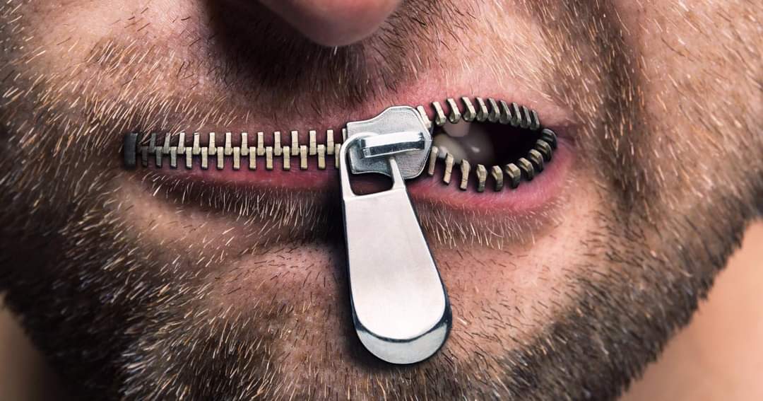 صومُ اللسانِ عن الرذائلِ واجبٌ
ما نفعُ صومِك واللسانُ طليقٌ

- حنظله