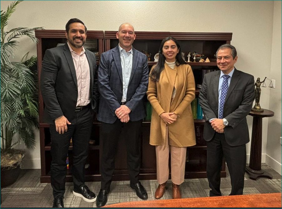 Contamos hoy en @Consulmexpot con la presencia de los abogados Corina Ubario y Luis García del despacho <a href="/LawMSG/">Marandas Sinlapasai Garcia, LLC</a>, quienes en el marco de la #SALE2024 brindaron #AsesoríasLegales en materia migratoria. Agradecemos enormemente su compromiso con la comunidad #ProtecciónPreventiva