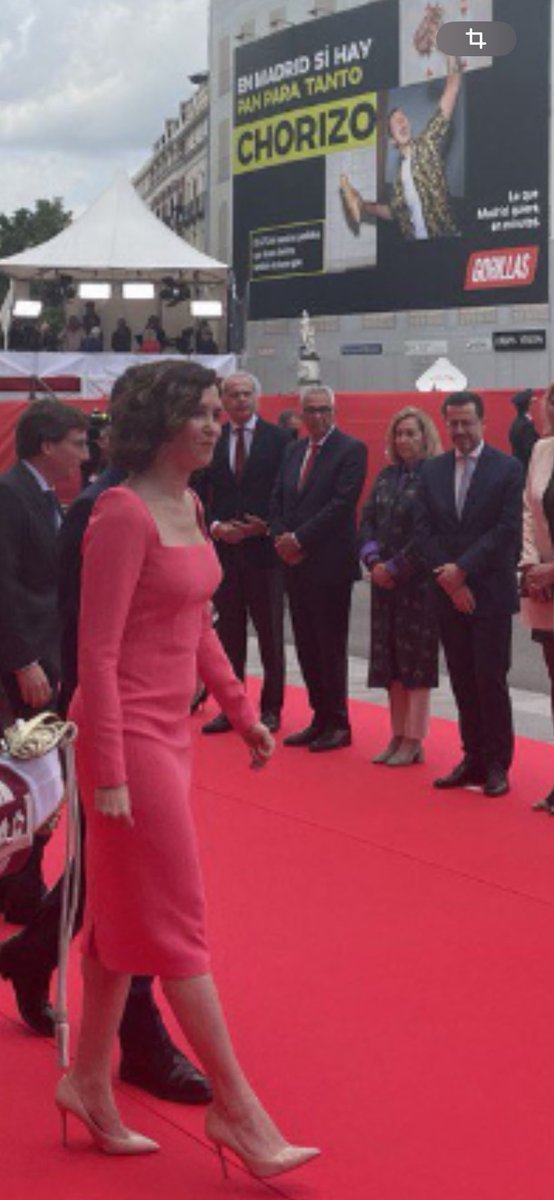 blacknote69's tweet image. Mirad la publicidad del fondo. #Predictiva