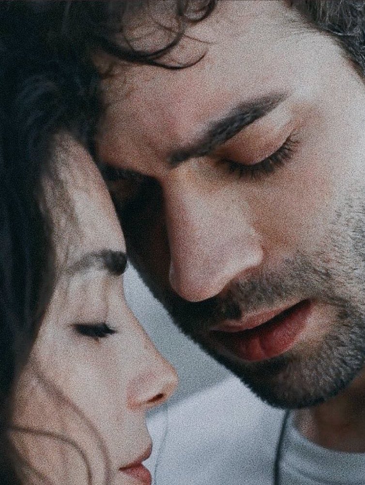 Çok özlüyorum sizi…♥️

 #Safir #FerYam