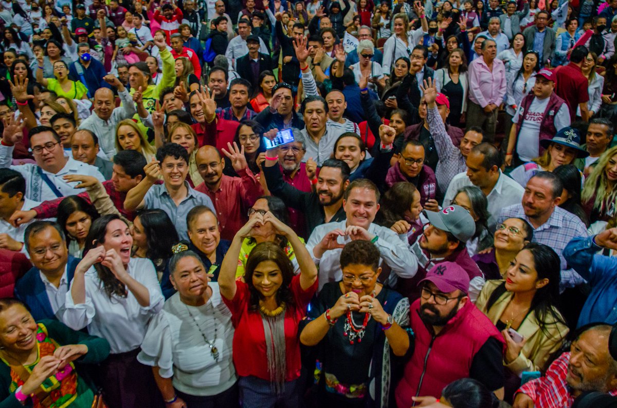 La neta, la neta @clara_brugada_m será la próxima jefa de la #cdmx ¡Ánimo, vamos con todo! 👏