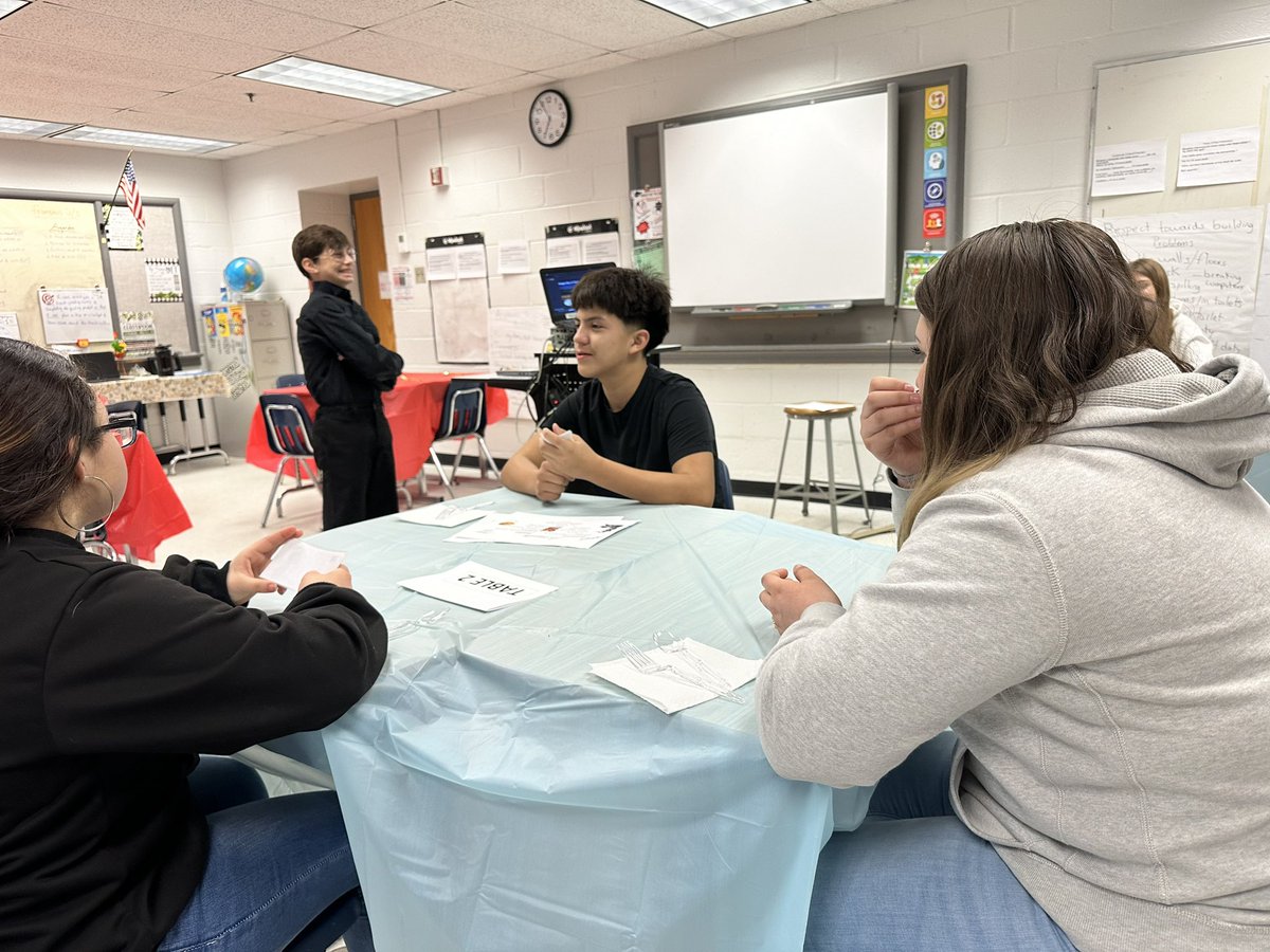 Today I got to visit a pop up French restaurant in Mrs. Henriquez’ room! What a delicious way to start the day and learn some French! <a href="/HerndonMiddle/">Herndon MS</a>