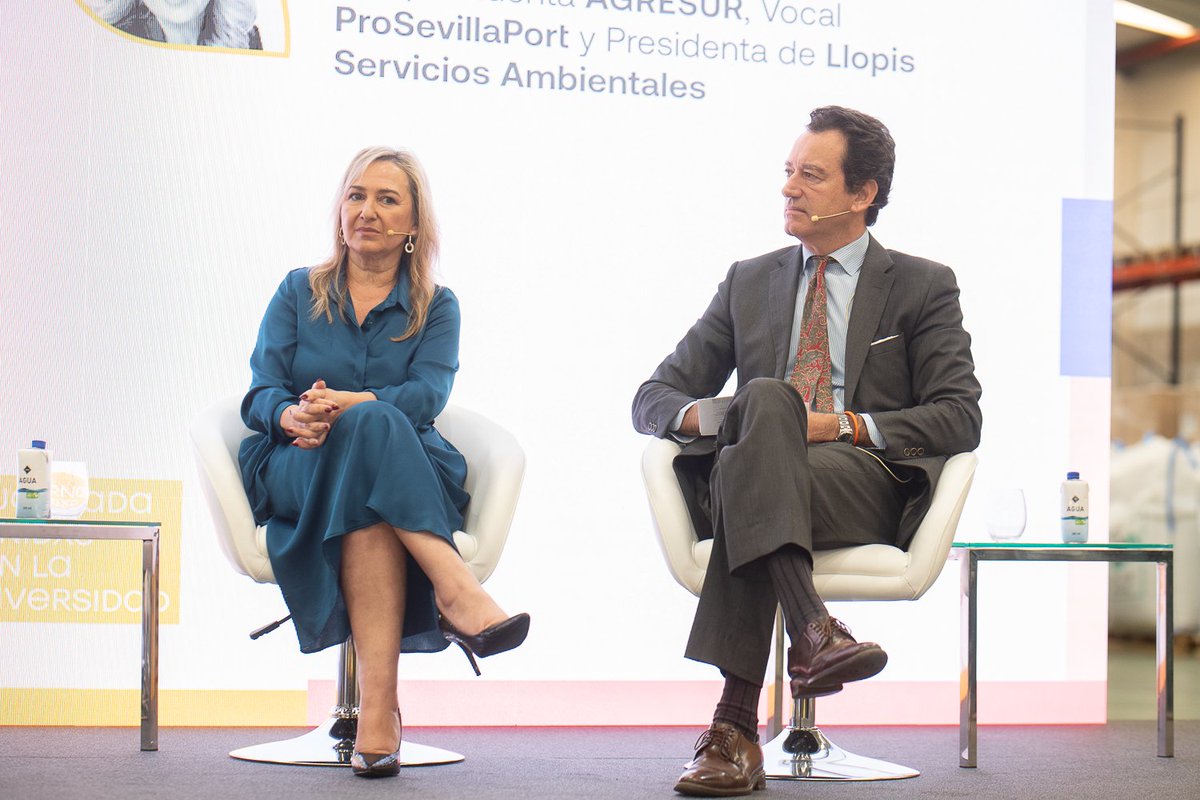 AnaLlopisB's tweet photo. Ha sido un placer participar en la "I Jornada Unidxs en la Diversidad" organizada por #UNEI 

Las #empresas comprometidas con la diversidad, ofrecemos  oportunidades a quienes más los necesitan, realizando servicios eficientes y con alto valor añadido.

#UnidxsenlaDiversidad https://t.co/jJ6YoiM4Cd