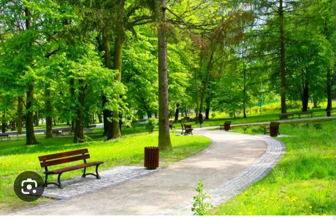 Mediel72R's tweet photo. @LhVerd @nuriamarinlh @LHAjuntament Tant com un parc...Jo tinc una altre idea del que és un parc. https://t.co/oz9pIdttlE