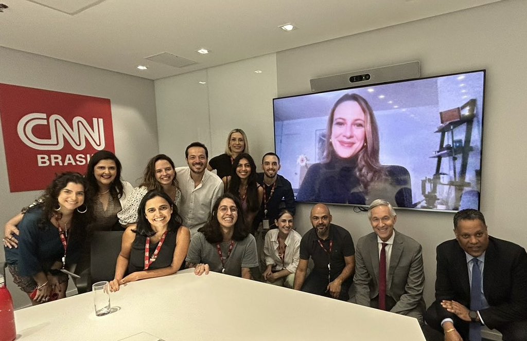 Hoje tivemos o prazer de receber o pessoal da @CNN aqui na nossa redação em São Paulo! Foi incrível a troca com @GaryTuchmanCNN e os executivos da nossa nave-mãe #CNN #CNNBrasil