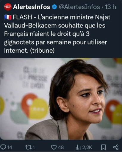 frymel183384's tweet photo. les maj fortnite elle vont metre 20 semaine a ce faire c une folle elle😂😂 https://t.co/NpkNI9eujB