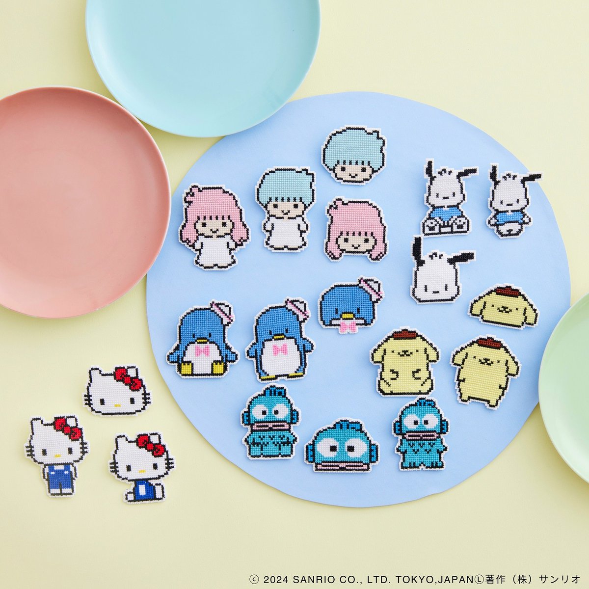 日本ヴォーグ社からサンリオキャラクターズのクロスステッチ ブローチ