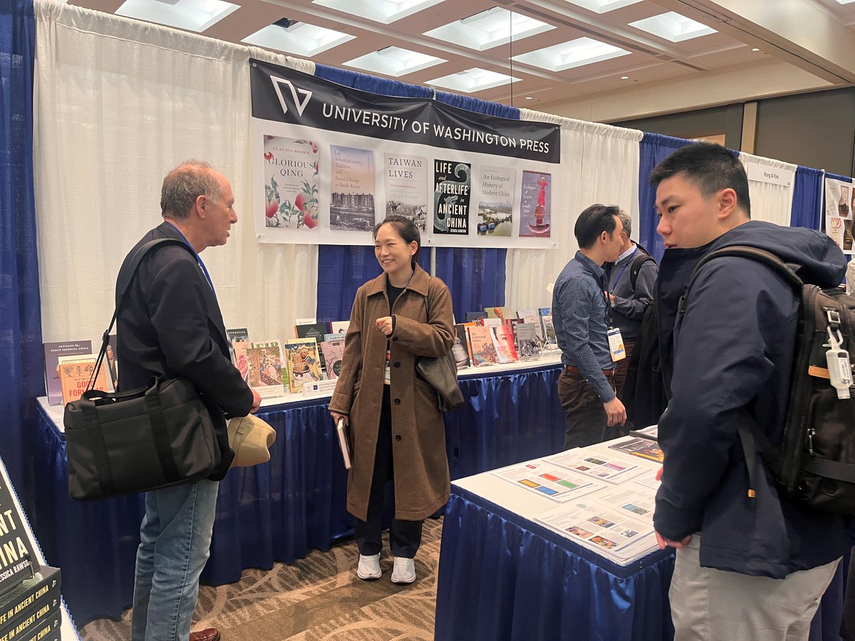 Thanks to everyone who made #AAS2024 a success! The conference may be over, but you can still visit our virtual exhibit for 30% off and free shipping on Asian studies books through April 19: ow.ly/I1O950QX10v @AASAsianStudies