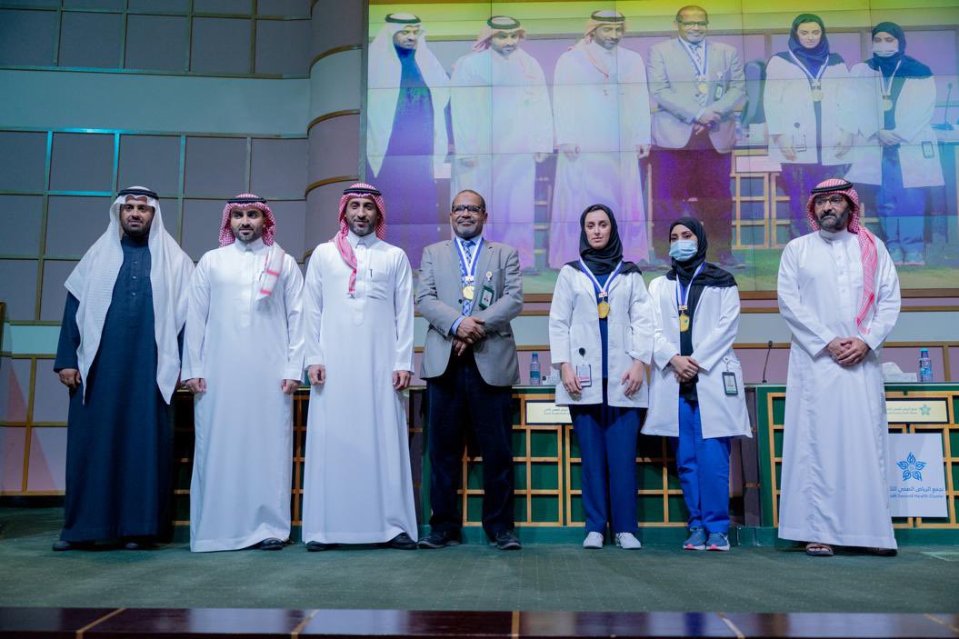 mosgovsa_live's tweet photo. 📸| تدشين مبادرة "#أنت_قوي" بحضور وكيل الوزارة لشؤون الرياضة والشباب الأستاذ عبدالعزيز المسعد، والأستاذ سلطان بن زميع مدير فرع الوزارة بمنطقة الرياض

📍| مدينة الملك فهد الطبية بالرياض 

🎯| مبادرة رياضية اجتماعية إنسانية لمرضى السرطان داخل المستشفيات. https://t.co/eV7lz77GIi