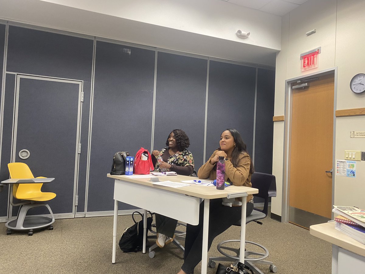 Mocha_Minds's tweet photo. Thank you @region13 for the robust Restorative Practices training. Shoutout to @SilvaRPAssoc for joining us #powerpartnerships @AISD_SEL_CPI #TSEL https://t.co/jtJf8bMp4E