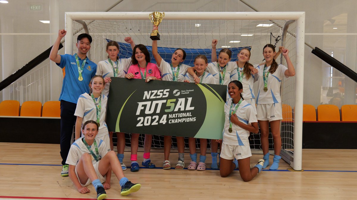 NZ_Football's tweet photo. Your Senior and Junior Girls New Zealand Secondary Schools Futsal Champions!

Senior Girls:
🥇 St Andrew’s College
🥈 Napier Girls’ High School

Junior Girls:
🥇 Mount Albert Grammar School
🥈 Wellington East Girls’ College

#NZSS #futsal https://t.co/Q6AlPTgJZp
