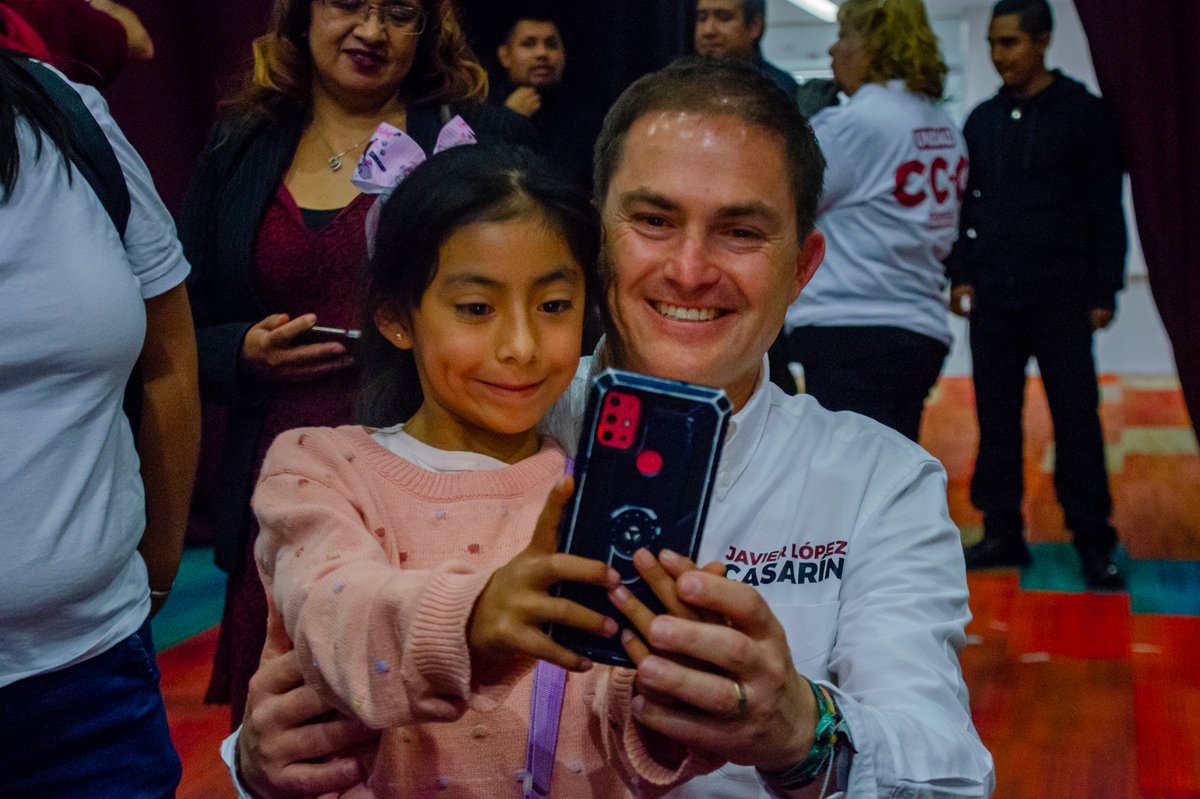 "La verdadera esencia de la Álvaro Obregón se refleja en estas sonrisas sinceras." 💫✨ #cdmx #AlvaroObregon