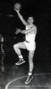 KennyRiceSports's tweet image. #KyrieIrving 21ft #hookshot a record possibly May not be longest for a #Dallas pro team #CliffHagan after #UK #NBA #StLouisHawks played for #ABA #Chaparrals could hit from top of key to baseline corners #Kareem #SkyHook unstoppable #Hagan right or left #HOF #King of the Hook