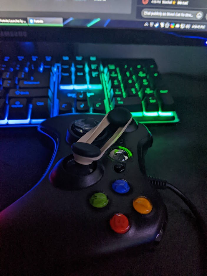archer_fortnite's tweet photo. This is what I mean by rubber banding your controller.

I think in total I only played like 20 BR matches this season so far lol

You need to AFK for 3h30m in LEGO and Festival EACH

You can get a total of 20 levels a day if you max out everything including Creative. https://t.co/Z70j4d2BMv