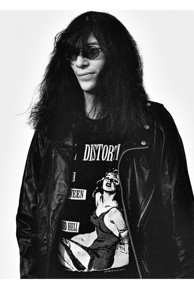 Joey Ramone. 📸 Photo by Gerald Jenkins #ramones #ramonesfans #ramonesbrasil #ramonesargentina #losramones #joeyramone