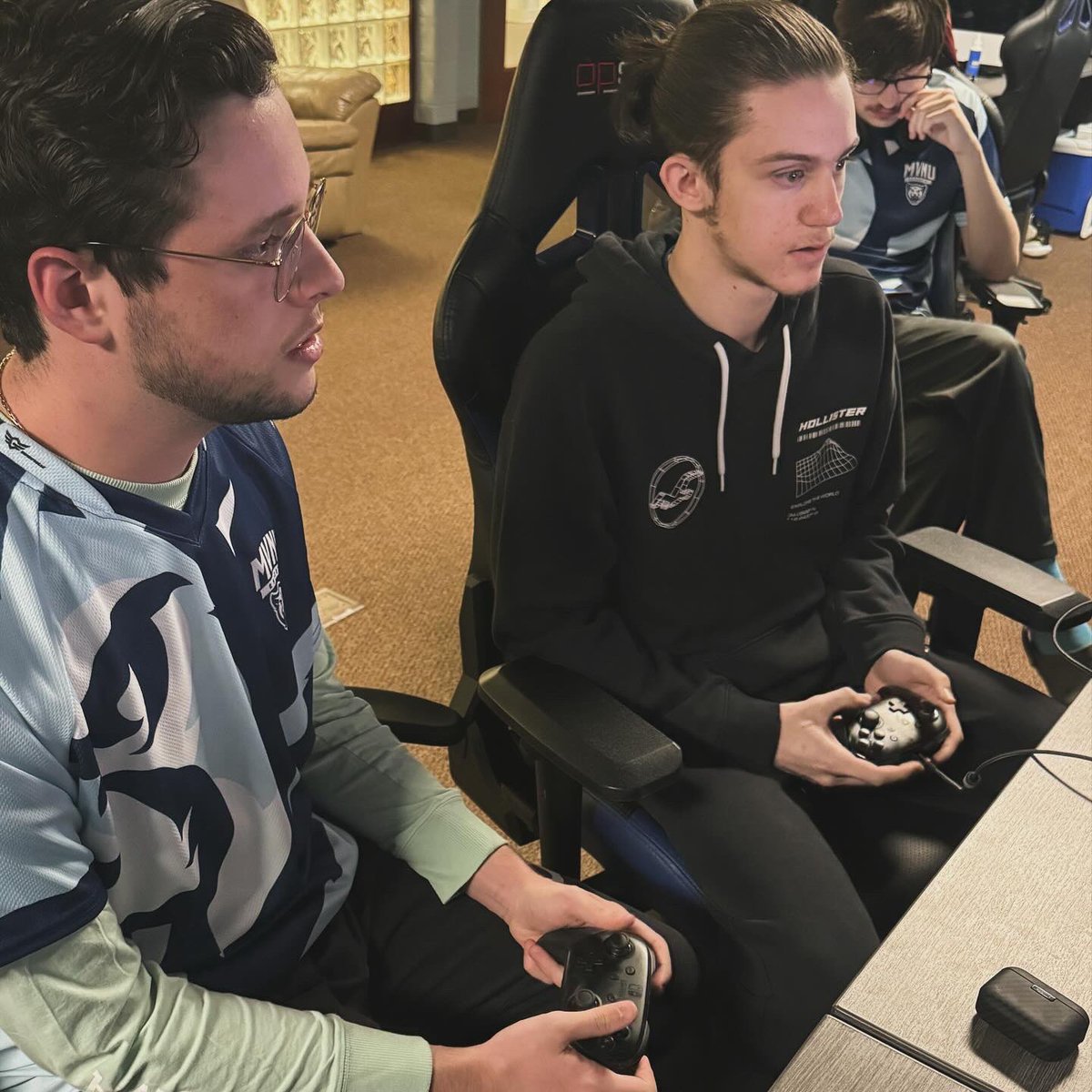 The Cougars are warming up for their NECC Quarterfinals match against BWU as a part of the NECC! 🎮
Tune into the Smash Bros action at 8PM here: twitch.tv/mvnuesports