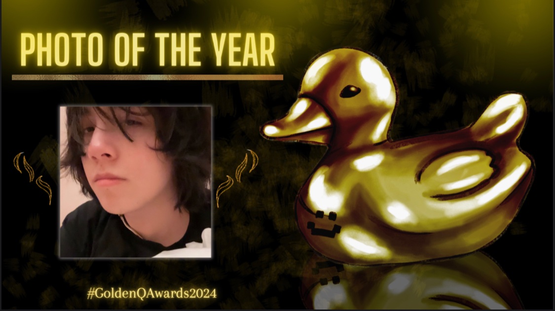 GoldenQuaAwards's tweet photo. ✨| Fourth category. 

🪿| Photo of the year.

We all know that during 2023, Quackity had many iconic photographs. But the one that was most relevant and that left half the community fainting is: https://t.co/eDIshh6MWd