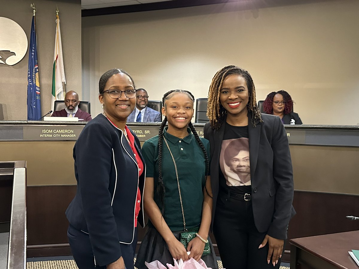 Tonight’s DeSoto City Council Student Ambassador is Kaitlyn Giddings from The  Meadows Elementary School School.