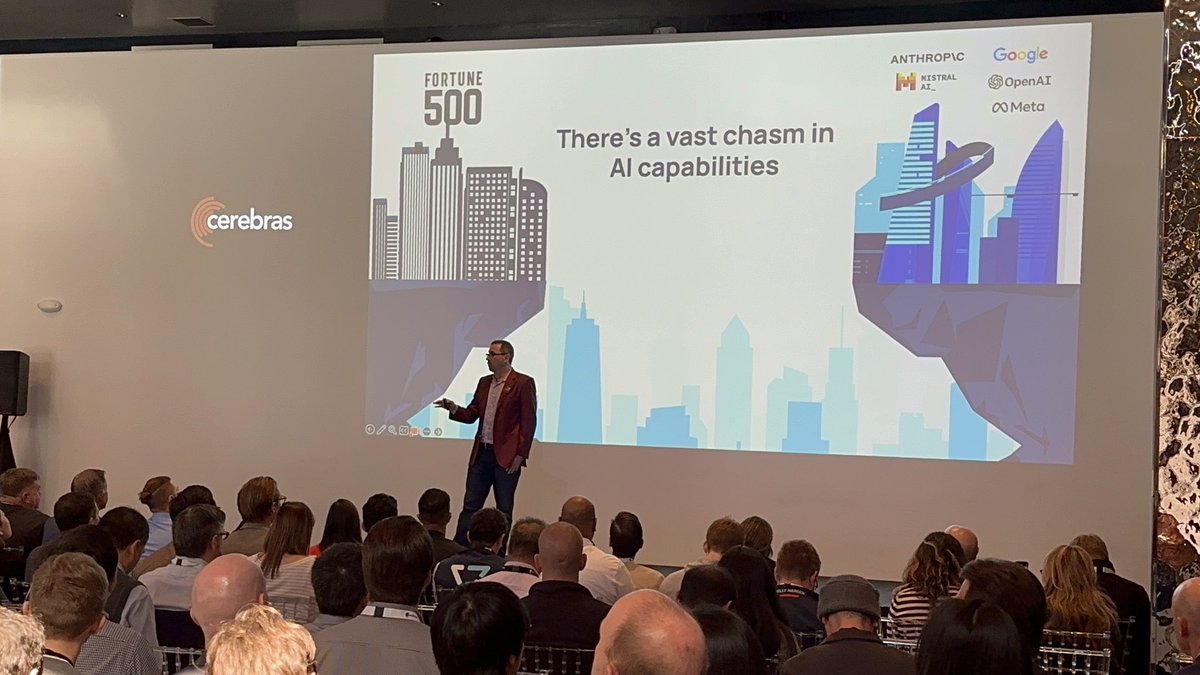 Our CEO @andrewdfeldman kicked off Cerebras AI Day to a standing room only audience. 

Andrew’s keynote covered:

1. The AI Capabilities Chasm
2. The GPU Challenge
3. Large Models train best on Large Chips.

#AI #AIcompute