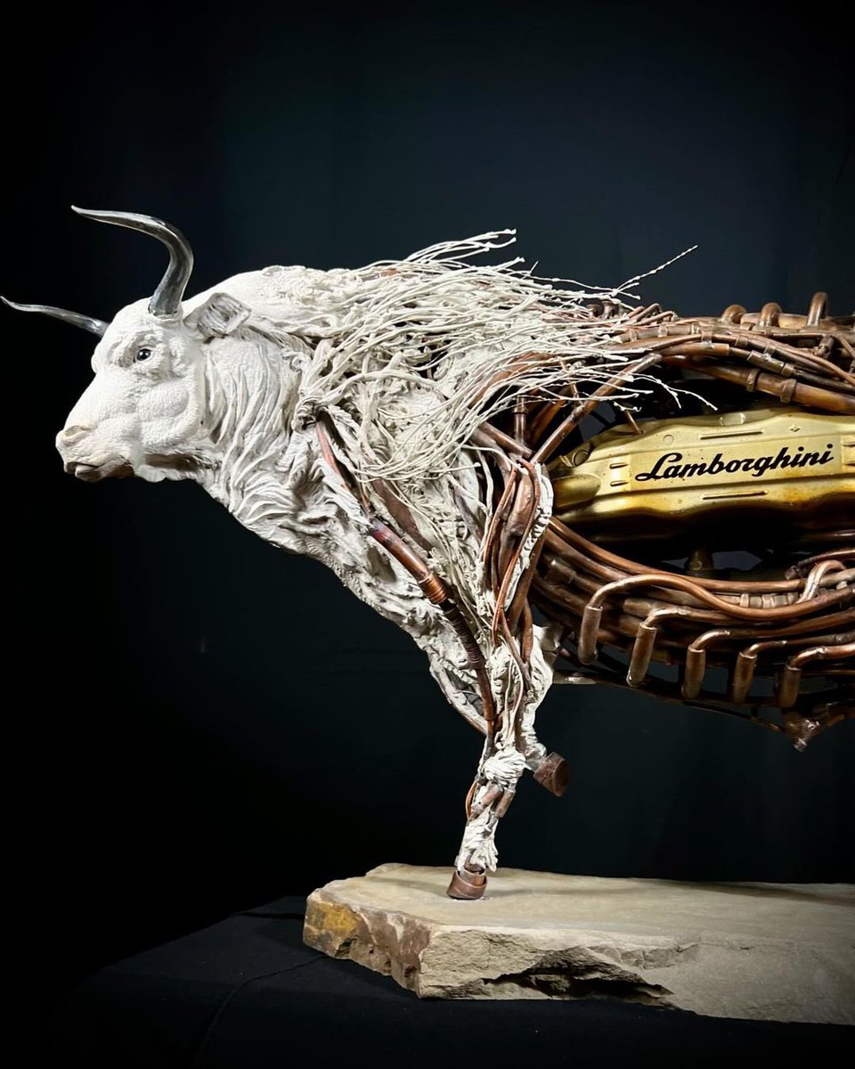 art_workspace tweet media