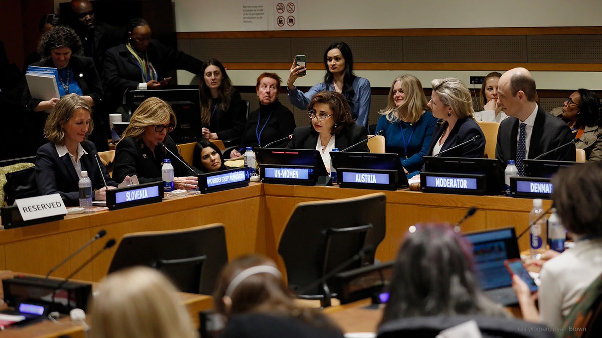 Women's financial empowerment is transformative. I urged policymakers to advance gender-responsive financial education from childhood to adulthood with urgency and commitment. With thanks to @AustriaUN and @Denmark_UN for convening this engaging dialogue at #CSW68.