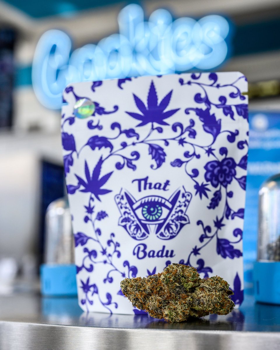 CookiesPeoriaIL's tweet photo. That BADU! 🍊🍾⛽️🥤🍋‍🟩 
• COMING TO COOKIES IN THE HEIGHTS MARCH 27, 2024!

😌 50/50 Hybrid 😁

#cookies #thatbadu #badu #erykahbadu #lemonchello #jetfuelgelato #citrus #gassy #peoriail #highvibrations @cookiesenterprisesco  @cookiesenterpriseshq #hybrid https://t.co/YMXgDD2di7
