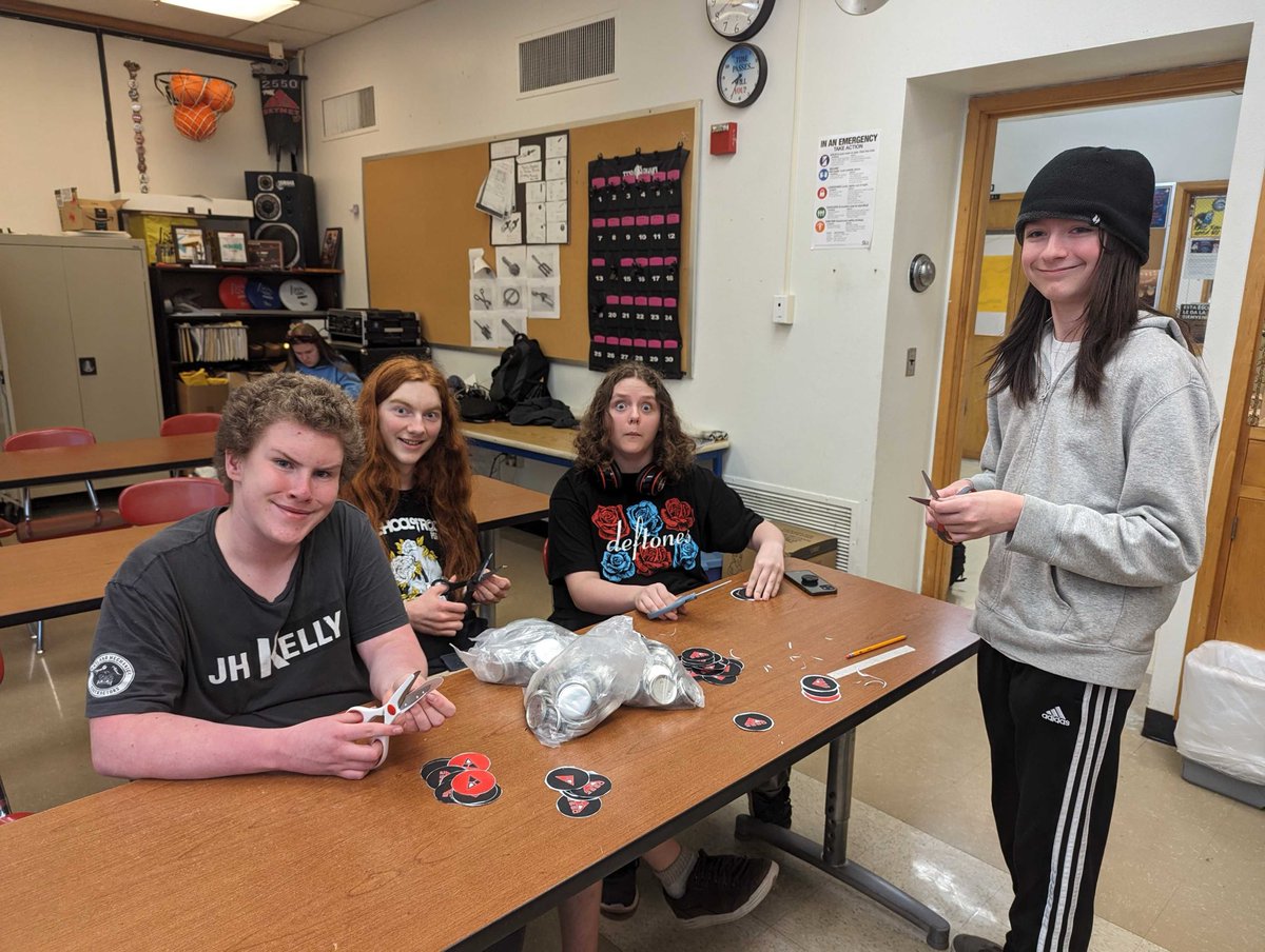 Skynet_Robotics's tweet image. Button goblins broke into our robotics room and demanded to make buttons! We now have more buttons with minimal chaos.