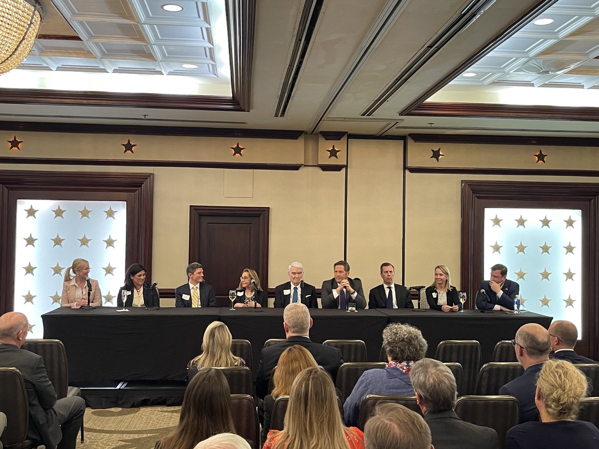 So glad to attend @CivAppLaw & @TexAppOrg’s outstanding biennial Evening with #SCOTX event again!

Always a terrific opportunity to learn about current issues facing the Court.

#AppellateTwitter ⚖️🏛️