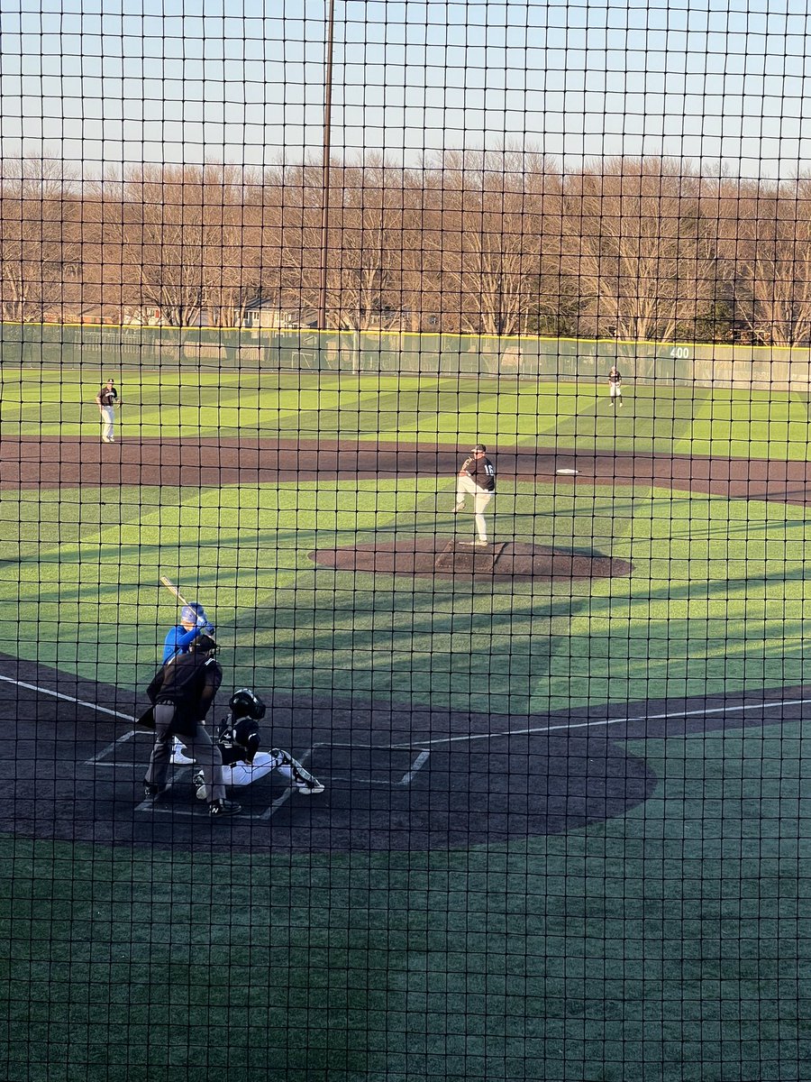 LSEAthletics's tweet photo. JV Baseball vs East first pitch! Let’s Go Knights! @LSEBaseball https://t.co/erefO4K728