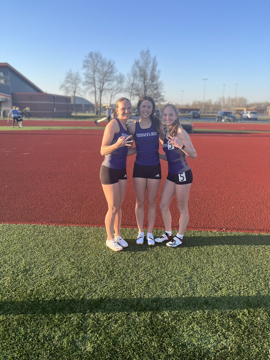 Aby Widhalm, Ella Crain, and Riley Hays tied for first in the high jump!!! 🥇🥇🥇That’s really good; jumping 4’11”!! #reallyhigh