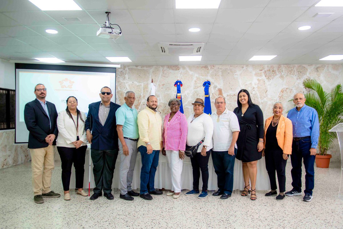 🎓 ¡Celebremos juntos! 🎉 El pasado sábado 16 de marzo, desde Foro Ciudadano, tuvimos el honor de celebrar el Acto de Graduación de las actividades formativas del Proyecto "Un Foro para Tod@s". #ForoParaTodos #Graduación #DerechosHumanos #RepúblicaDominicana