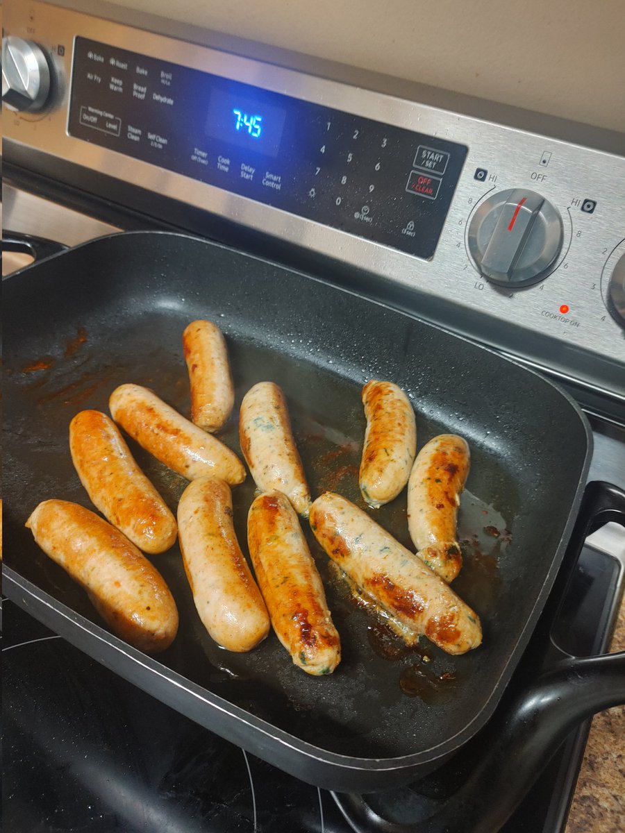 DouglasPeach's tweet image. #hexicans I don't care what the price is, tell me what ya cooking!! (chicken sausage , zucchini , garlic and oil with white rice) .. Lets see what's going down in the #pulsenation $hex #PLS $plsx