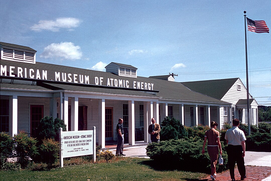 🔬 On #ThisDayinTNHistory: March 19, 1949, the American Museum of Science and Energy (@amseonline), originally known as the American Museum of Atomic Energy, opened its doors in #OakRidge, #Tennessee coinciding with the city's public debut: amse.org