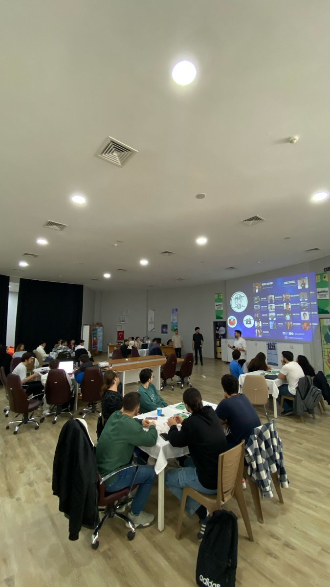 Proje Koordinasyon Uygulama ve Araştırma Merkezi <a href="/mcbuproje/">MCBÜ Proje Koordinasyon Uygulama Araştırma Merkezi</a> ev sahipliğinde yapılan Micro:Bit 101:Giriş Eğitimimizi tamamlamış bulunmaktayız!

İlginiz ve merakınız ile sizleri aramızda görmekten büyük mutluluk duyduk. Yeni etkinliklerde görüşmek üzere takipte kalın !🤩