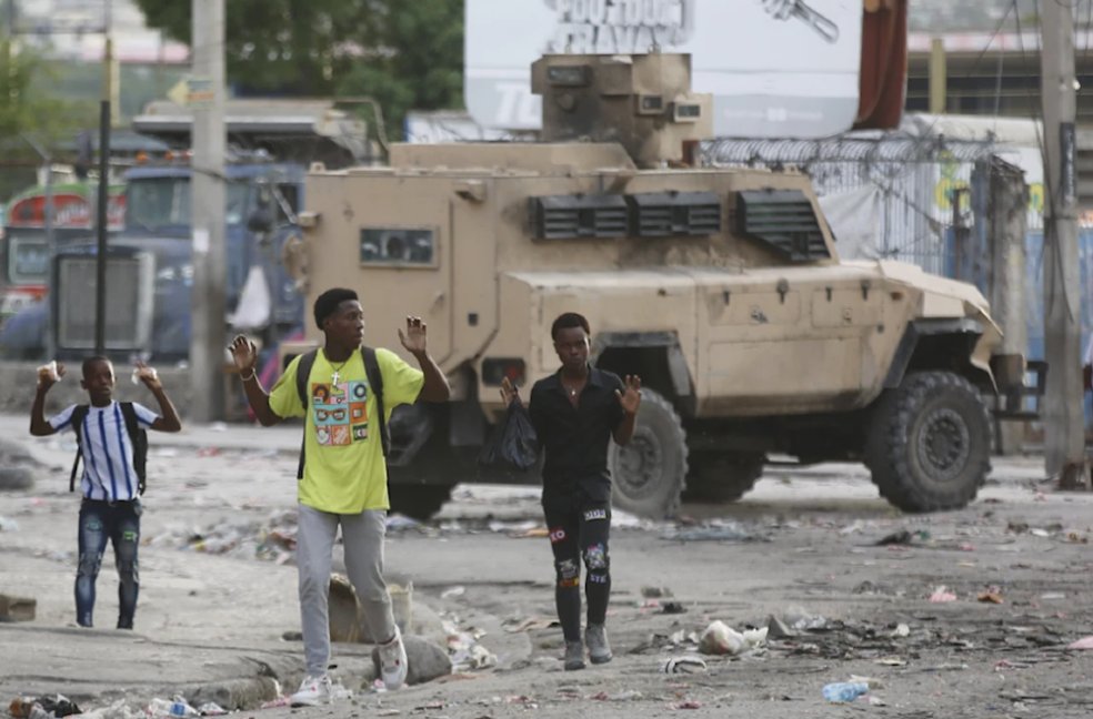 Eduardo_AI1917's tweet photo. COMANDO SUL DOS EUA ADMITE COLOCAR "BOTAS EM SOLO" NO HAITI
https://t.co/uexZbfz4qw
....................
#Haiti #Gangues #EUA #ComandoSul https://t.co/wfiAqIzALL