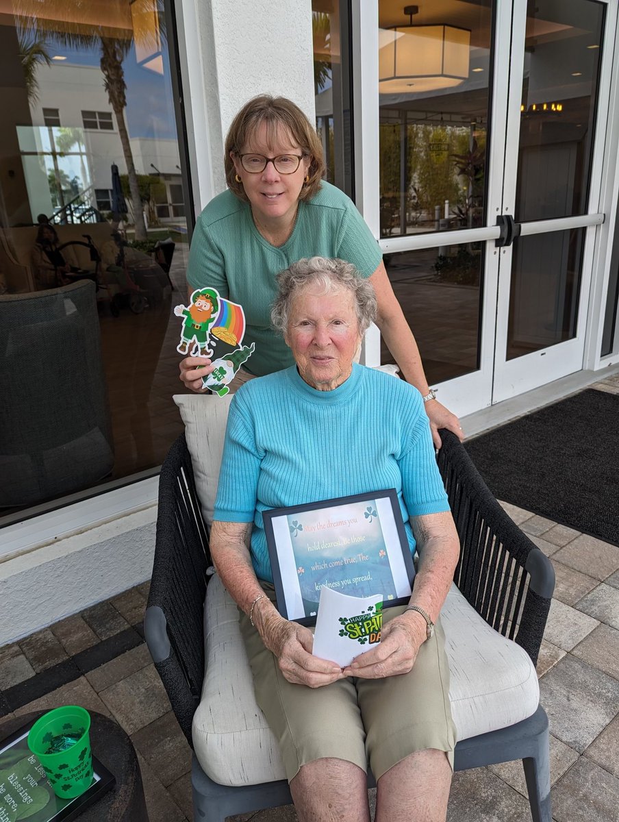 AmavidaLiving's tweet image. Happy St. Patrick’s Day!  We celebrated and had music with Candie pictures. The luck of the Irish was certainly with Louise and her daughter won our “Pot of Gold” Treasure Hunt, congratulations. AmavidaLiving.com #stpatricksday #lucky #funevents #fortmyers #seniors