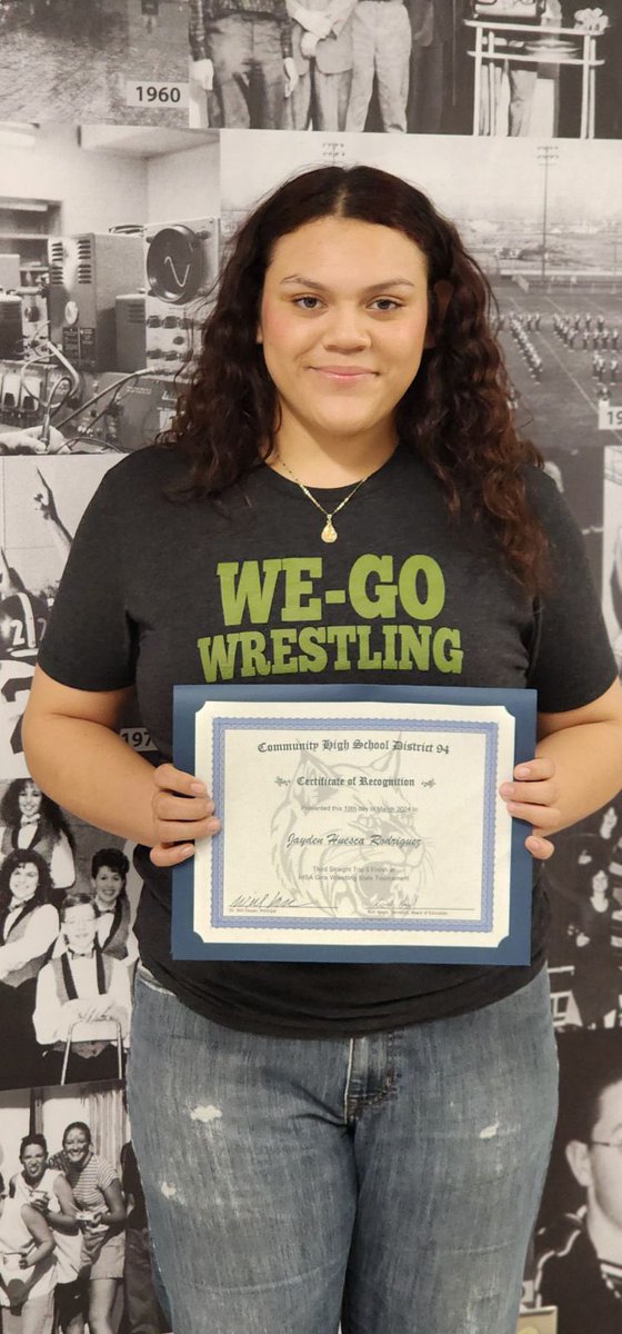 WeGoAthletics's tweet image. Congrats to Jayden Huesca Rodriguez on not only her stellar season on the girls wrestling team, but also her great career. Tonight she was recognized by the Board for her accomplishments.

3x UEC Conference Champ
3x State Medalist
2022 IHSA State Champion.