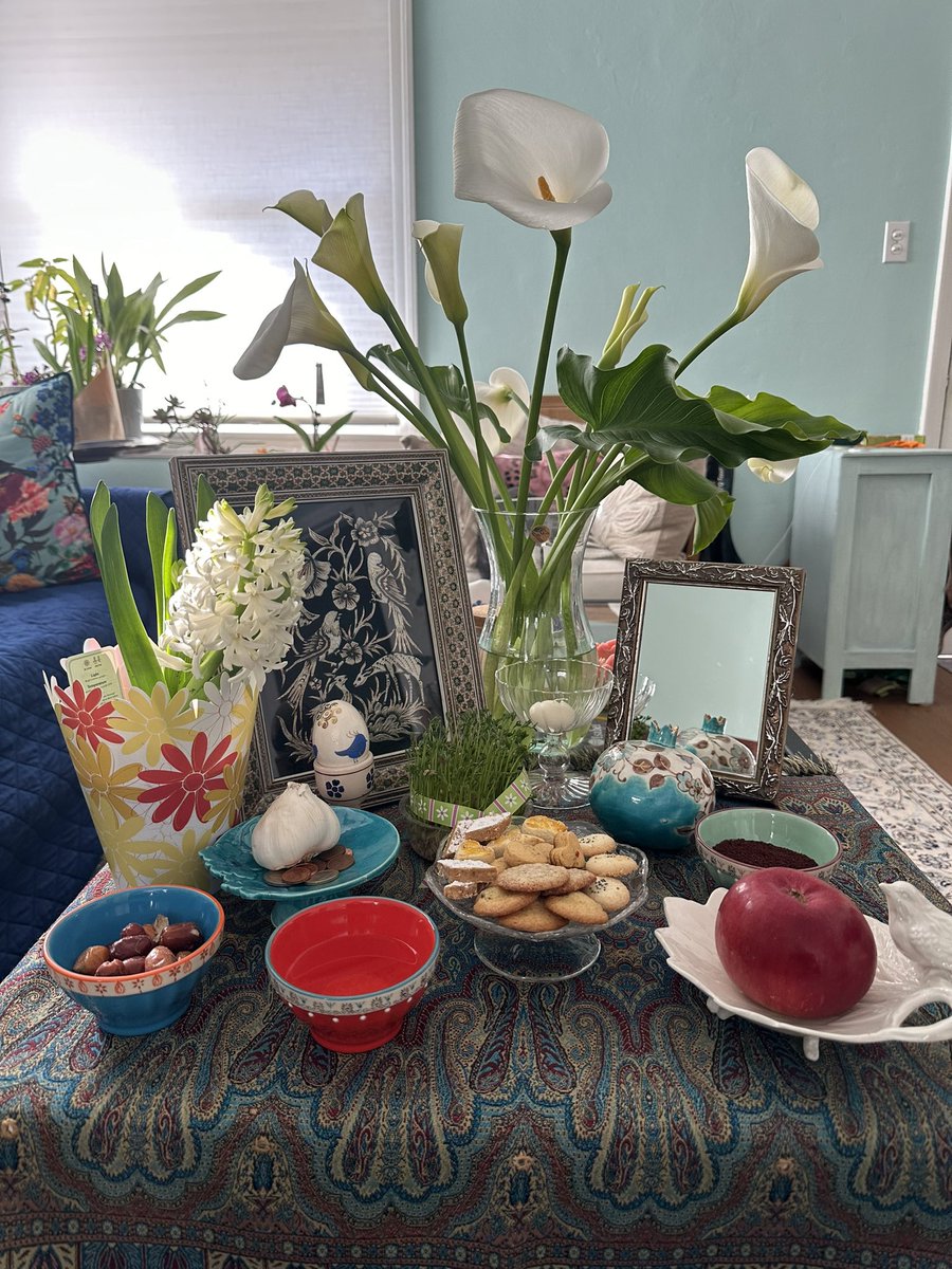 Wishing everyone a happy vernal equinox/Persian new year! Nowrouz mobarak at 8:06 pm pacific tonight!